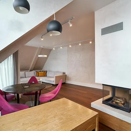 Apartament Emi